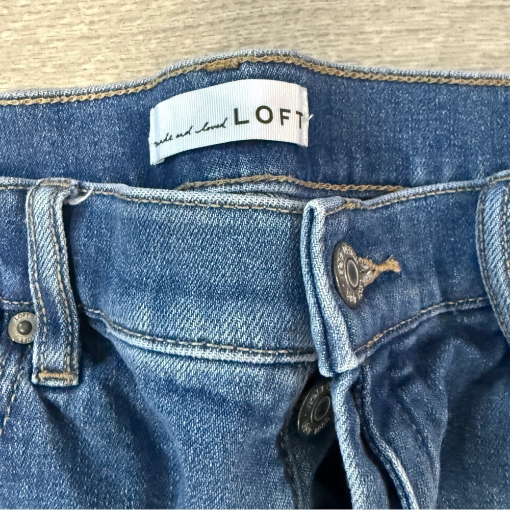 Loft Distressed‎ Women's Jeans - Picture 6 of 9